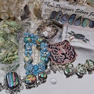 Elegant and Unique Mixed Jewelery lot #1